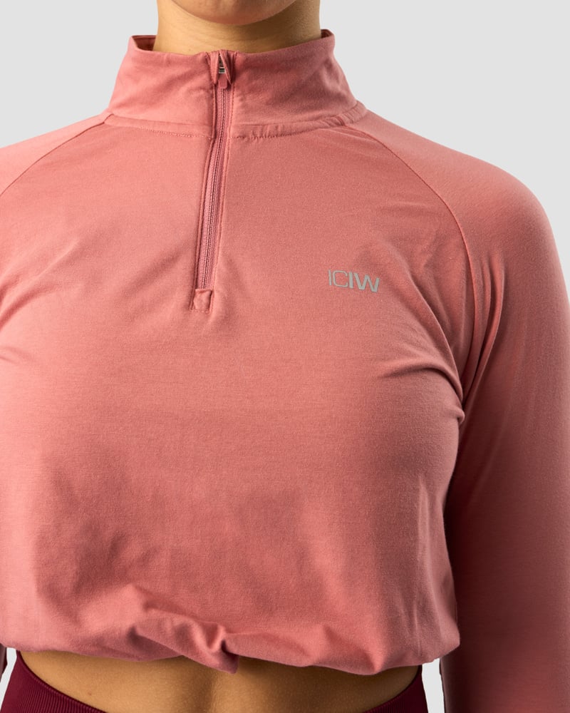 define cropped 1/4 zip adjustable dk rose