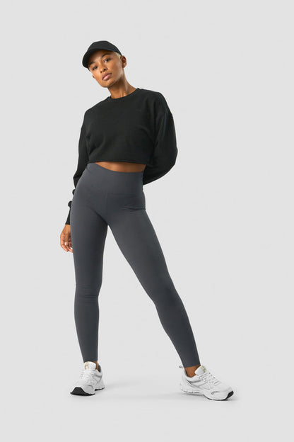 nimble cropped crewneck black