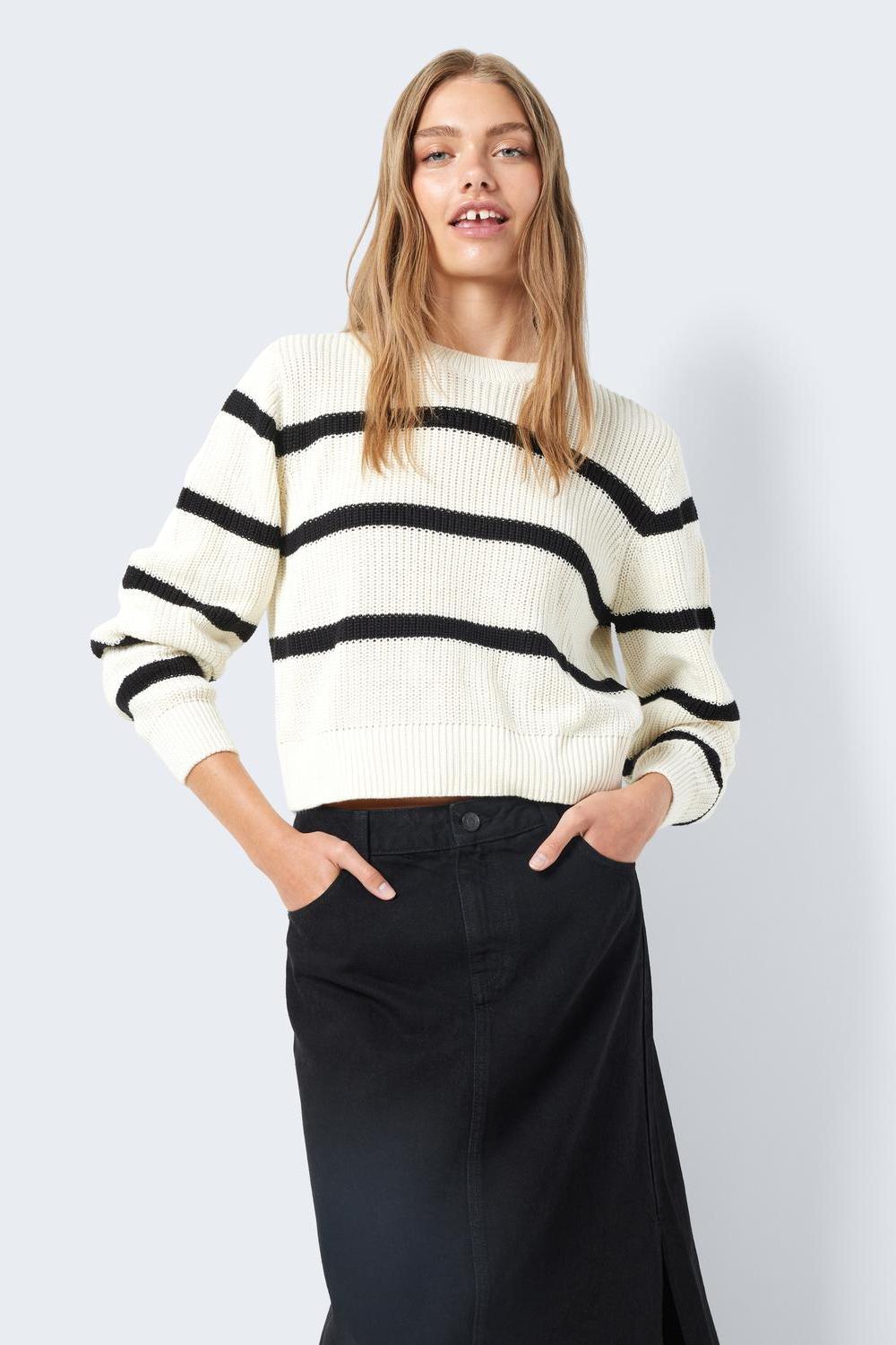 NOISY MAY - Maysa L/s Stripe O-neck Knit - White