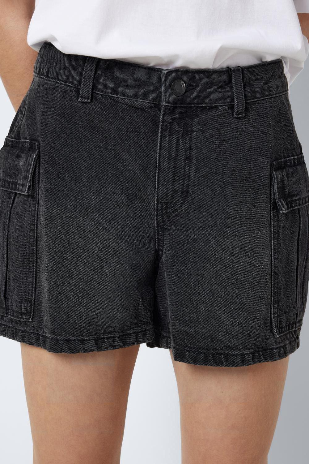 NOISY MAY - Smiley Cargo Nw Shorts - Black